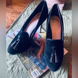 NWOT-Vince Camuto Black Suede Tassel Heels